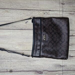 Rehab Coach Bag Brown